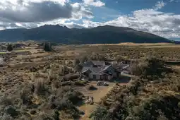 DJI