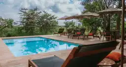 Albori Trijuncao Piscina Abr