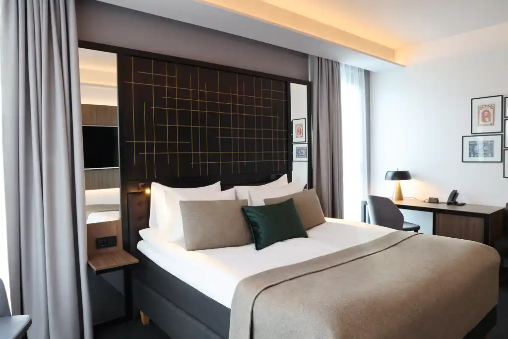 Hotel Reykjavk Saga Double Deluxe Room O