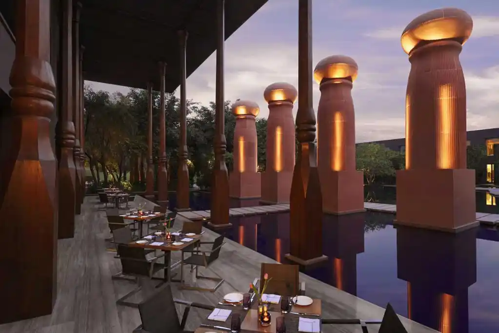 Roseate Outdoordining Delhi India Hotelwebsite