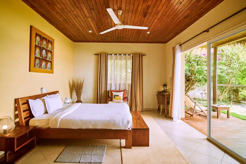 Bungalow Double Farihy Hotel Ampfey Madagascar Direct