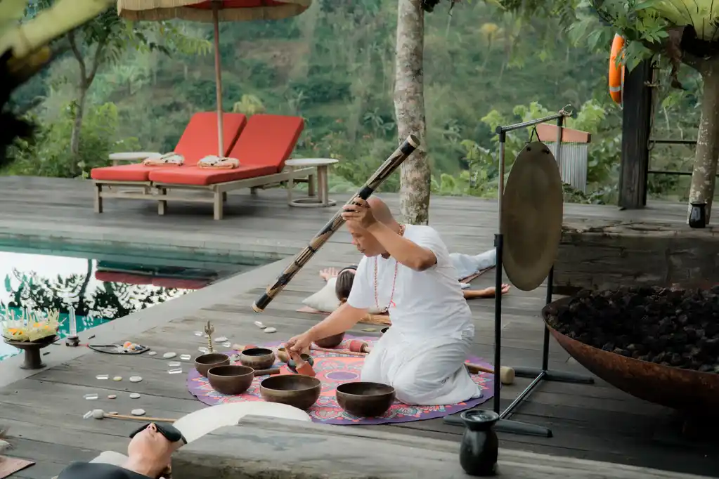 Buahan Sound Healing Ubud Indoesia Khiri