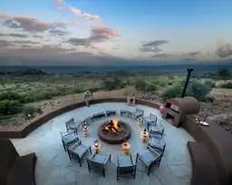 Kenya Suyian Lodge Firepit