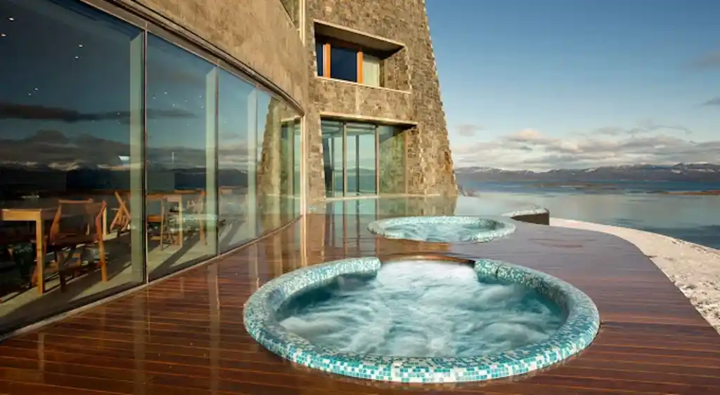 Arakur Ushuia Hot Tubs