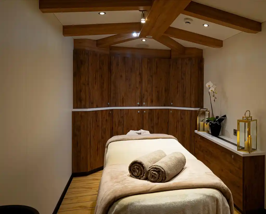 AQL Interiors Massage Room D Png