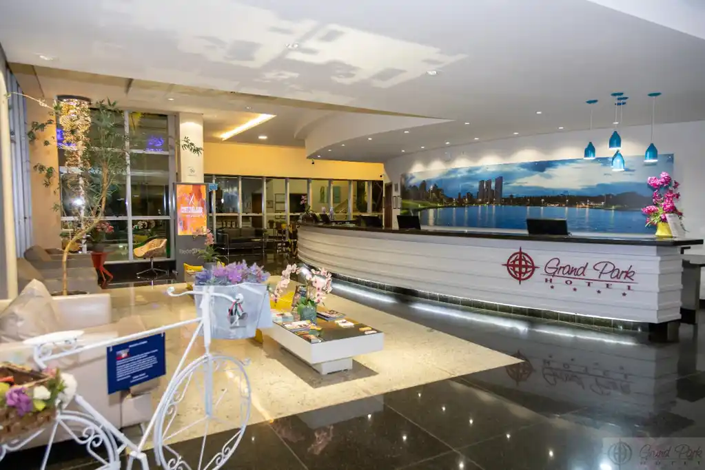 Grand Park Hotel Reception