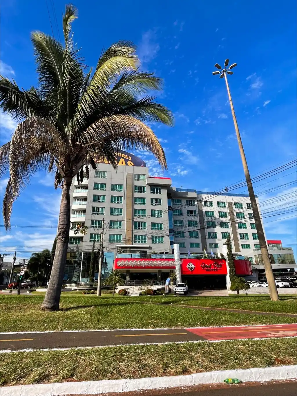 Grand Park Hotel Front2